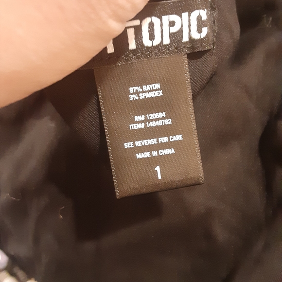 Hot Topic tank top - Picture 6 of 6